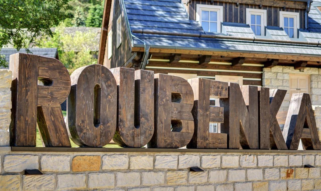 Roubenka Pod Troskami Apartment Ktová Екстериор снимка